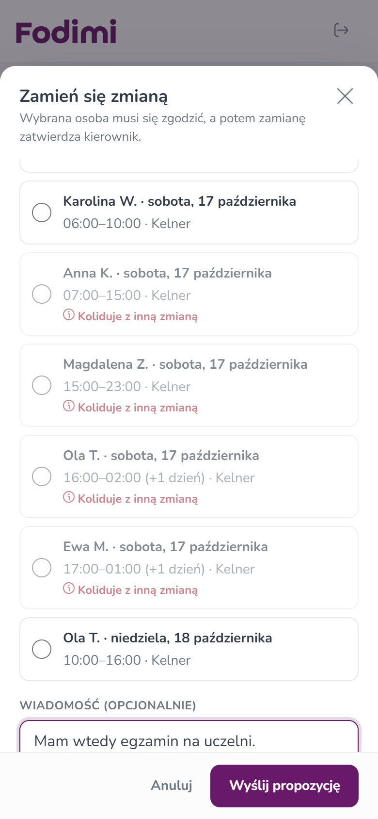 Okno Zamień się zmianą — lista zmian współpracowników do wyboru, niektóre z dopiskiem Koliduje z inną zmianą
